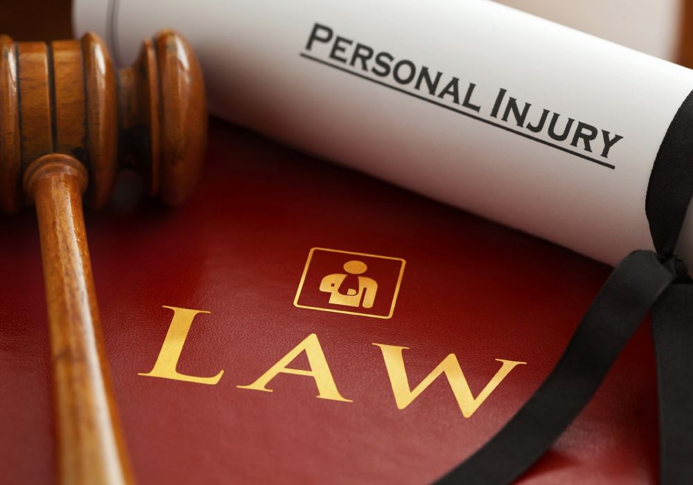 4 Ways A Personal Injury Lawyer Can Help With Your Case