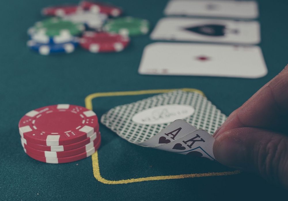 How to use the internet to be a better gambler