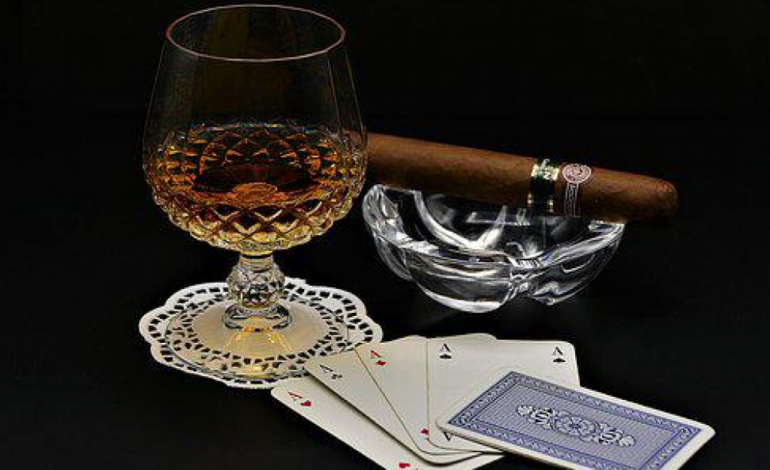 Useful Items Every Cigar-Loving Enthusiast Should Have