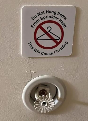 The hotel that gives the guests clear warnings